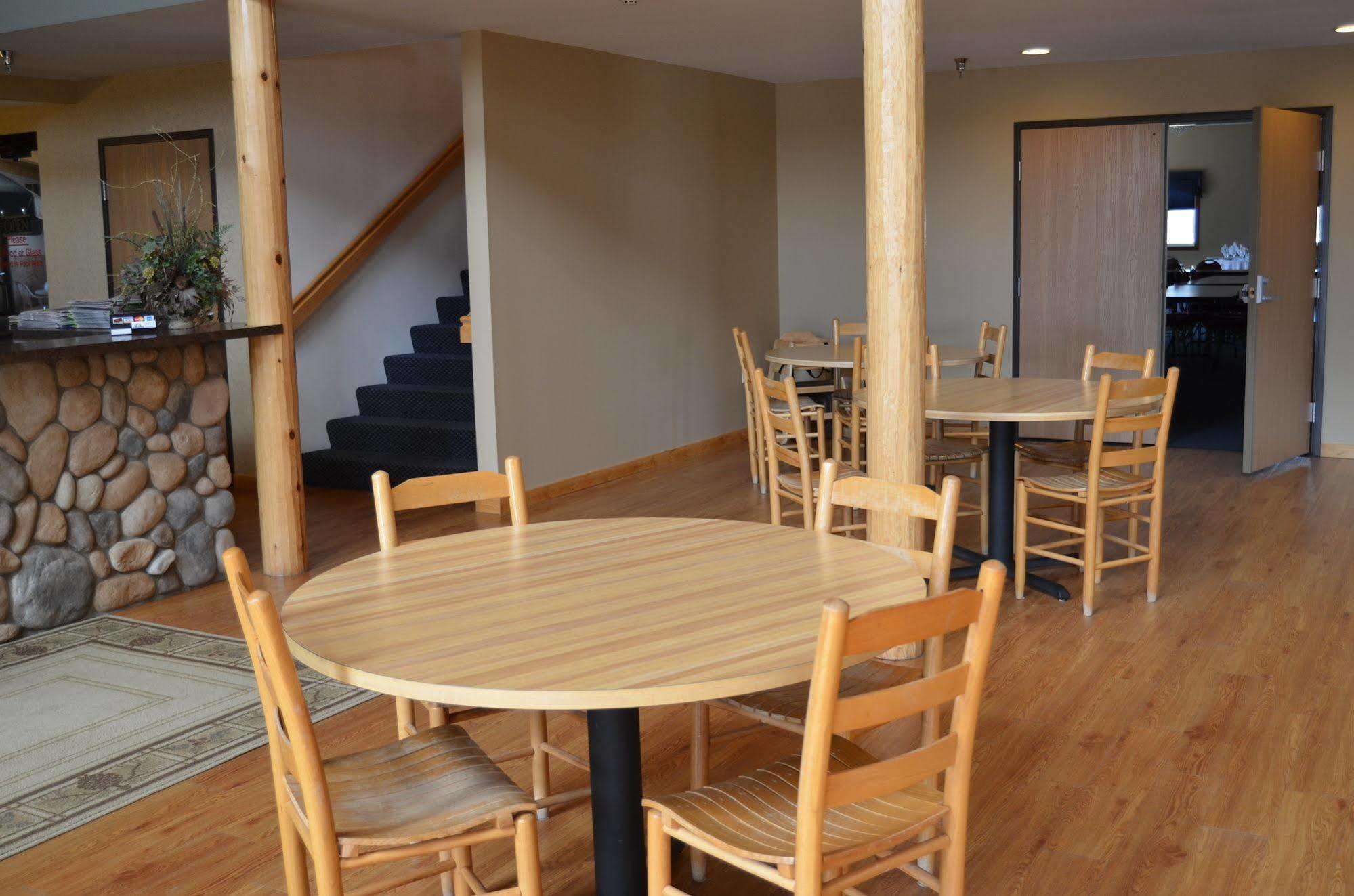 Econo Lodge Rice Lake Exteriör bild